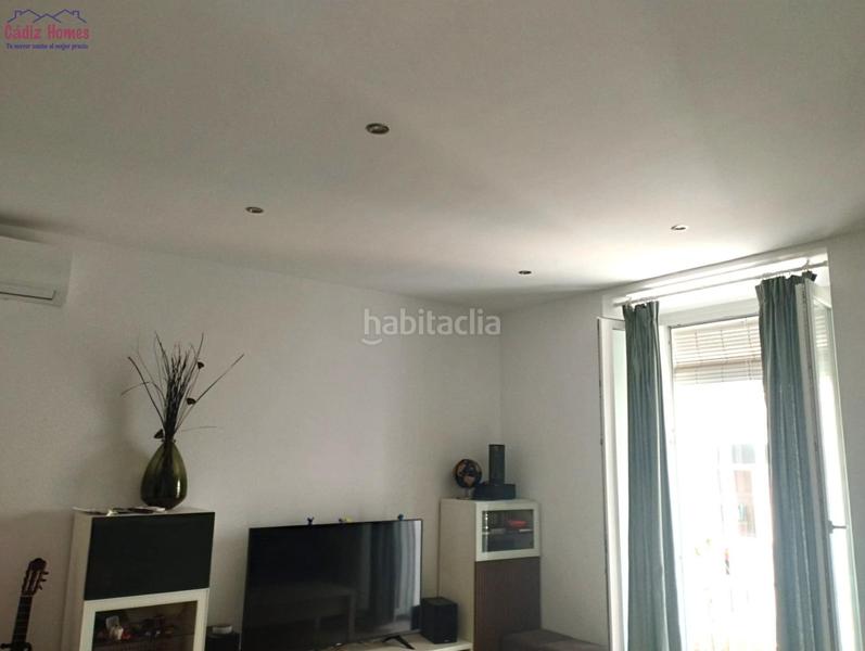 Foto b1d89757-97c6-43e2-b0bf-7ab093714885. Piso apartamento de reciente construccion.con ascensor en Cádiz