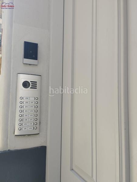 Foto fbd5d3b3-c0a1-4999-9642-c45fcbc02008. Piso apartamento de reciente construccion.con ascensor en Cádiz