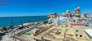 Appartamento in El Pópulo - Santa María. Amplia vivienda de reciente construcción.zona ayuntamientocampo