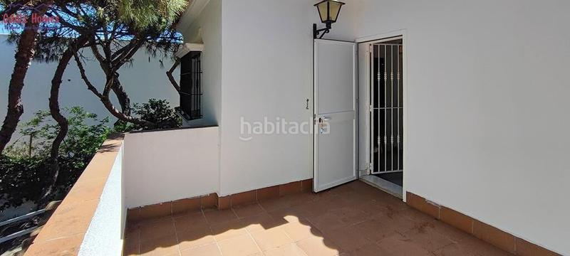 Foto 9b0110a4-397f-4746-9555-ed81f0d1df46. House with parking in La Barrosa Chiclana de la Frontera