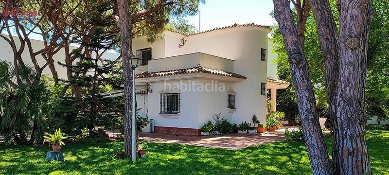 Foto a0524d55-77da-4c82-811a-391d9fa8df6f. House with parking in La Barrosa Chiclana de la Frontera