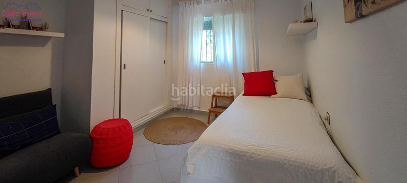 Foto cf2d468f-a92a-494d-8e29-7a9f13082e25. House with parking in La Barrosa Chiclana de la Frontera