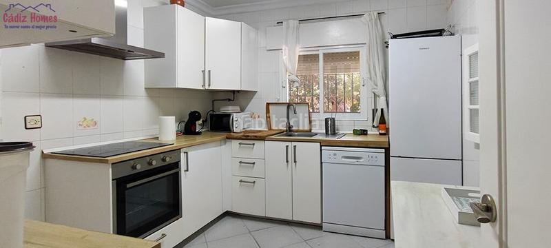 Foto ec2c8a0b-48f5-417d-803a-713a46e13eb0. House with parking in La Barrosa Chiclana de la Frontera