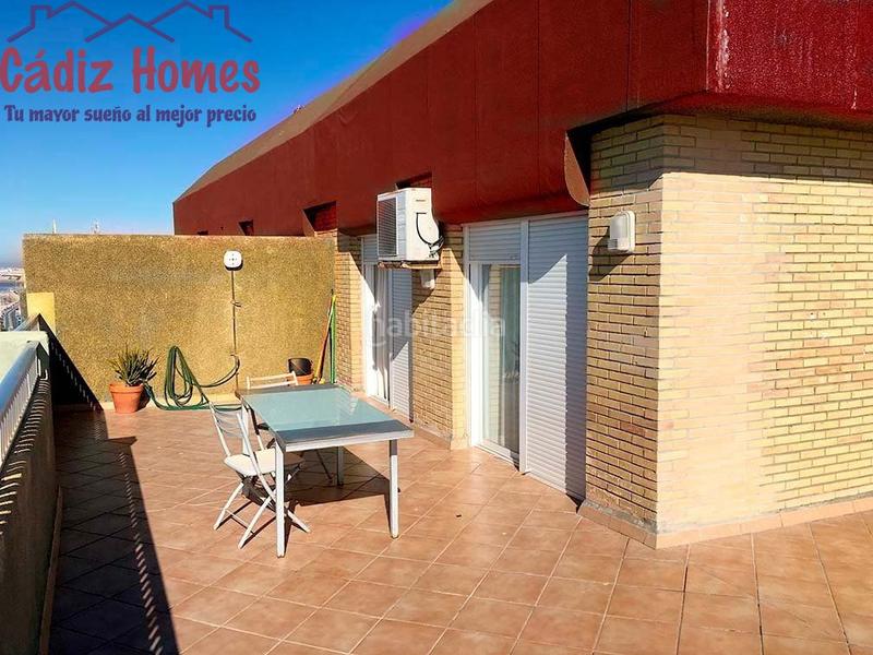 Foto 7f522f48-a9cd-40b0-8bdf-334b81bffcc6. Piso frontal al mar con amplísima y espectacular terraza en Cádiz