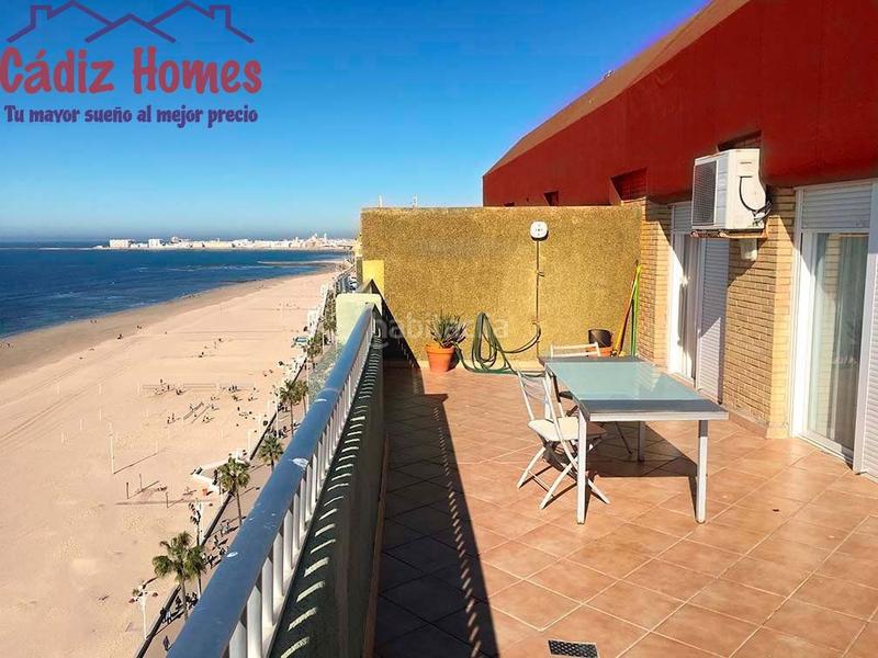 Foto acfd1d36-7215-43bf-915f-80e0f62f5fca. Piso frontal al mar con amplísima y espectacular terraza en Cádiz
