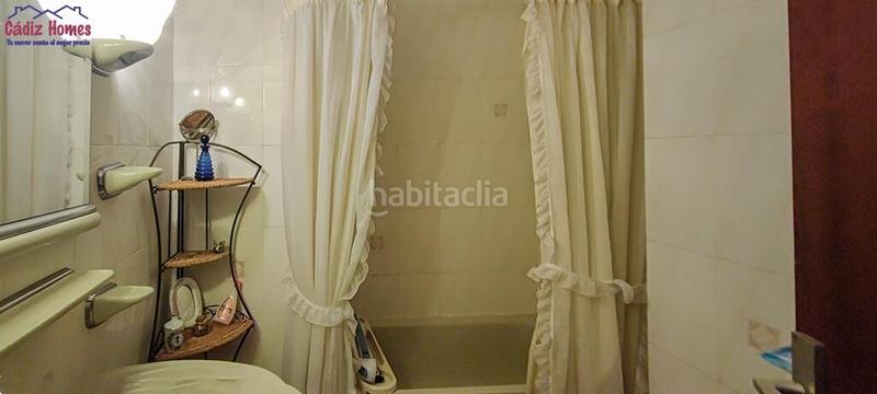 Foto 8be413ec-cca4-40f7-aaba-d2ca5266edbf. Appartamento in Alameda - Mentidero - Teatro Falla Cádiz