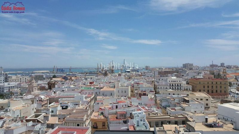 Foto 046b9cb2-222c-4dc5-9b33-c33e9bb40ce3. Pis a Centro Histórico Cádiz