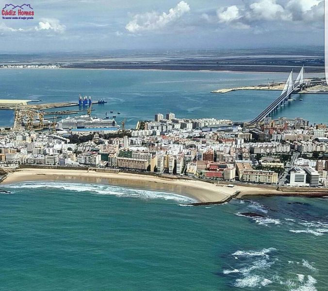 Foto 667f698c-5283-4b9e-9d08-444eea219de1. Pis a Centro Histórico Cádiz