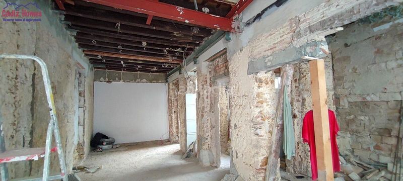 Foto a29df2ea-4e5a-4ad1-8318-3843b4e45757. Pis a Centro Histórico Cádiz