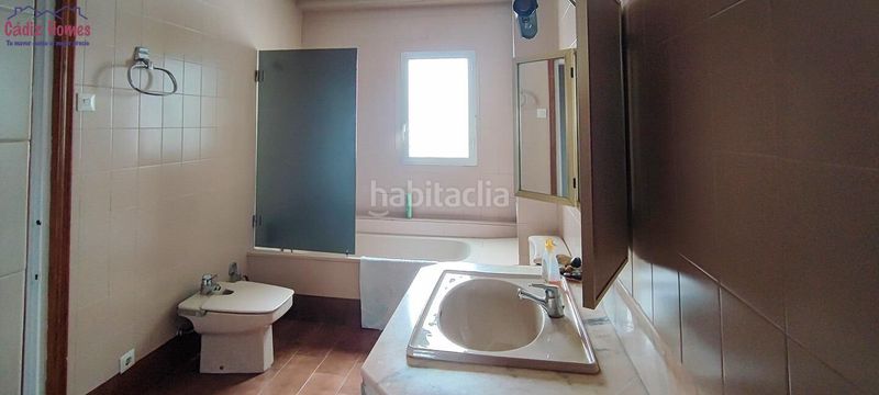 Foto 7cd174bb-3c4b-4e1e-bbe6-d1922d239b8b. Pis amb aparcament a Asdrúbal - Bahía Blanca Cádiz