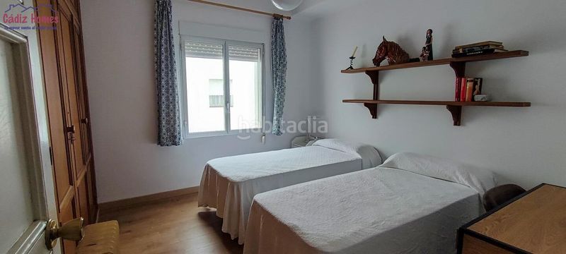 Foto b4ece43b-017c-4d3d-a133-535f9e58e3cf. Pis amb aparcament a Asdrúbal - Bahía Blanca Cádiz