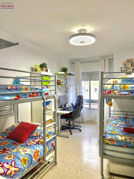 Foto 7ba2a1bd-fac1-45e0-a15b-82a741e58195. Pis a Paseo Marítimo - San José - La Laguna Cádiz