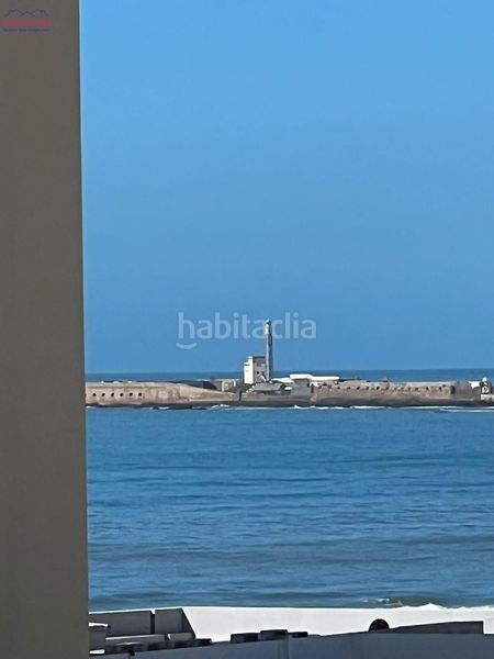 Foto b5737242-4329-40b0-9f61-58f66fe33632. Pis amb aparcament a Paseo Marítimo - San José - La Laguna Cádiz