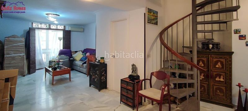 Foto 32b1acf7-33f1-49d8-a183-46692777de90. Pis a Centro Histórico Cádiz