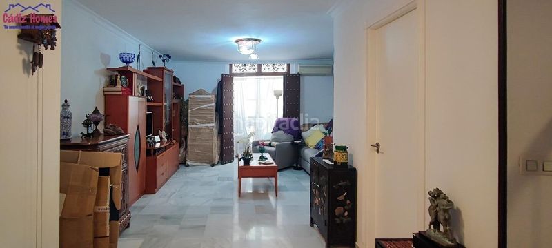 Foto 3505ac2a-8985-4874-aae8-d49a95c4436d. Pis a Centro Histórico Cádiz