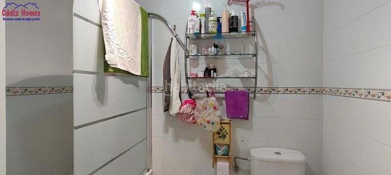 Foto f679b230-de16-449f-ae0b-37e6f412f765. Pis a Centro Histórico Cádiz