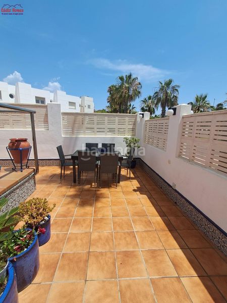 Foto 160b73d0-04ba-40ad-baf0-3aa76e49afad. Casa amplio unifamiliar a escasos metros de la playa en Ejido (El)