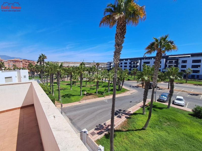 Foto 940cef29-3177-45af-b3a1-cc16d4957f6a. Casa amplio unifamiliar a escasos metros de la playa en Ejido (El)