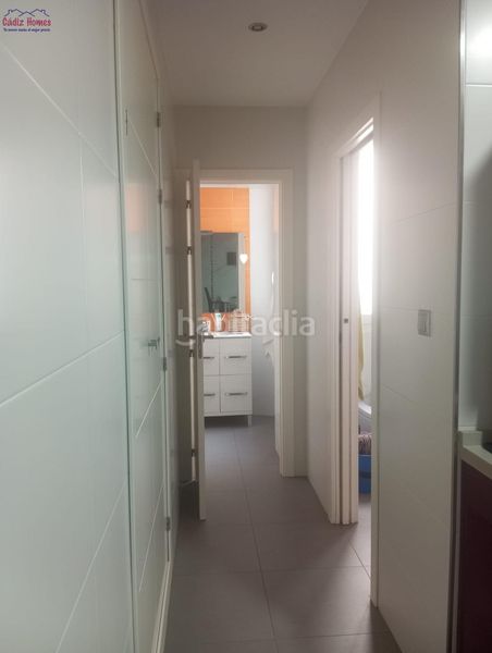 Foto aa97cd29-d76d-4fd1-907d-88442f6633dd. Pis a Centro Histórico Cádiz