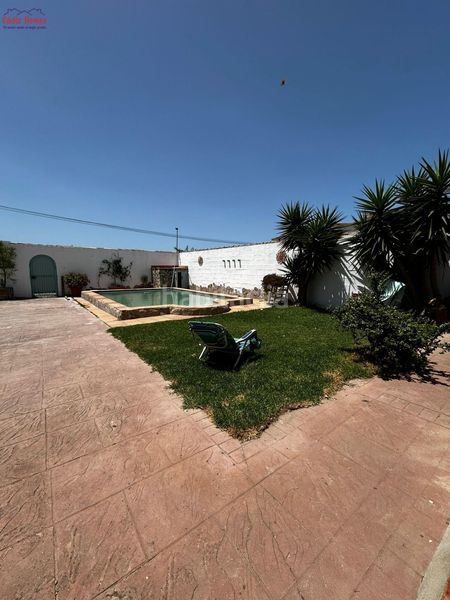 Foto 35d6cce1-9c1f-44f3-aa49-944097637732. Casa a Núcleo urbano Chiclana de la Frontera