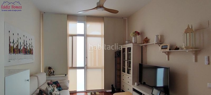 Foto d0a290ed-fcfd-4726-8b34-d9b228e56823. Pis amb calefacció a Centro Histórico Cádiz