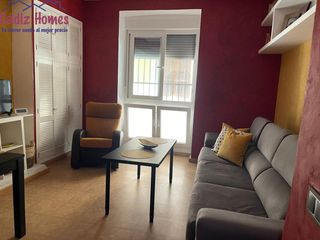 Pis a Centro Histórico. Piso amplio en plaza españa