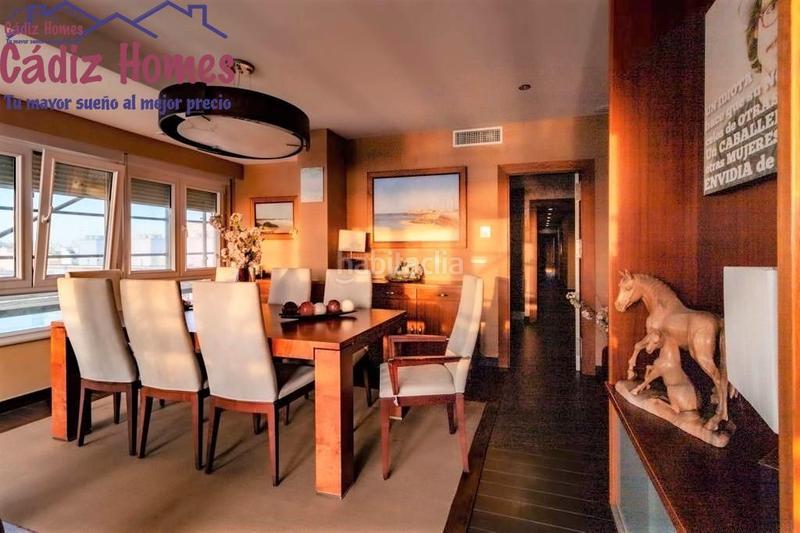 Foto b4a3e70b-731b-4a08-9493-c68ddd777d80. Piso vivienda frontal al mar con garaje en Paseo Marítimo - San José - La Laguna Cádiz