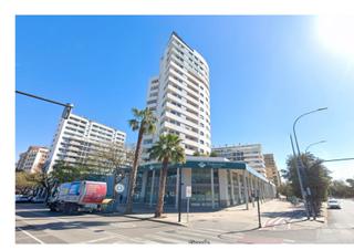 Aparcament cotxe a Carrer d'hernández lázaro 2. Garaje en venta en avda manuel de falla