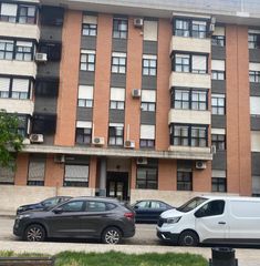 Miete Etagenwohnung  Carrer mestre miguel buendía. Estudiantes. amplio inmueble próximo a ceu san pablo y metro