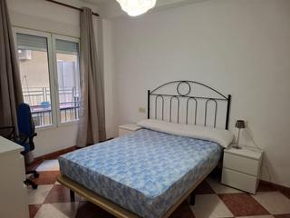 Alquiler Piso  Camino de ronda. Excelente piso, por habitaciones,  en camino de ronda!!!