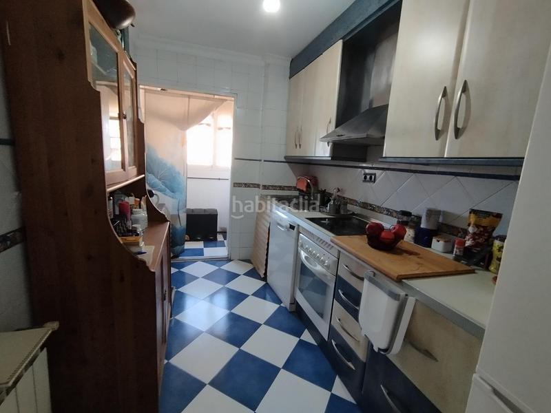 Foto e7d0a5ee-12c0-4ab4-ac81-237e0db3f52a. Etagenwohnung in Crta. De la Sierra Granada