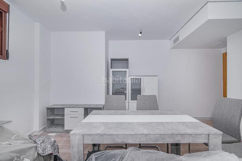 Foto bf390933-bd0e-4899-96ee-17c94ef9b0cf. Appartamento in calle higueras 19 in La Zubia Ciudad Zubia (La)