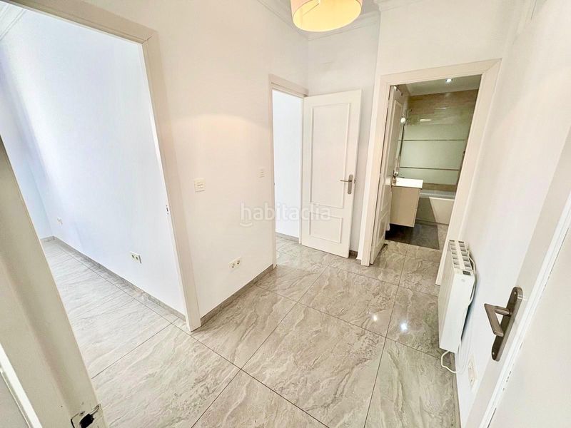 Foto 4d807438-5b46-4416-8295-9949a090427d. Casa adossada amb calefacció aparcament a Centro Salobreña