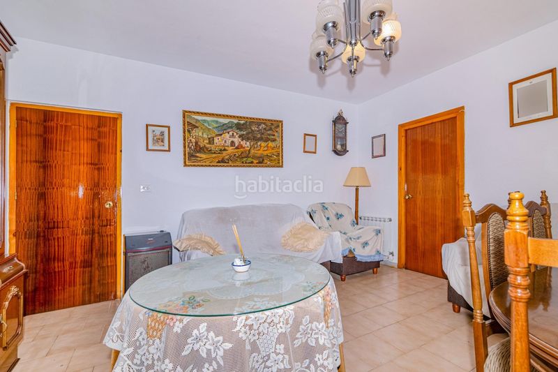 Foto 0d03fcca-9edb-4283-a27f-e1d1e2566e72. Apartament a Baza