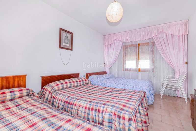 Foto ffe85dff-68e0-48ec-abd0-eb35137a2418. Apartament a Baza