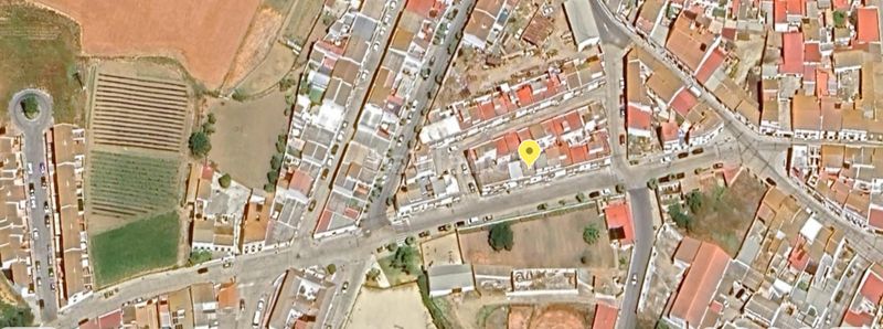 Foto 4c6fd7fd-340c-4977-8153-8f8784e6ea57. Casa adossada a Trigueros