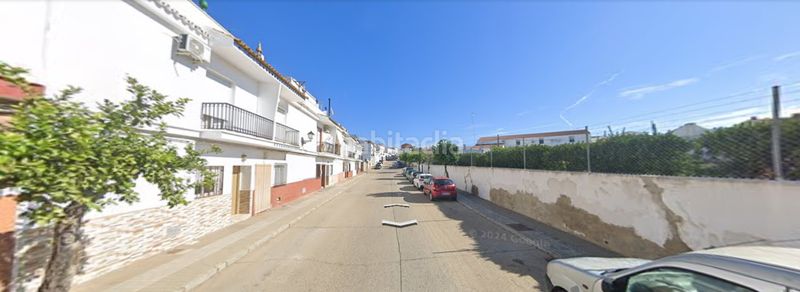 Foto c8810581-8a90-4089-9610-fb6fd48dae68. Casa adossada a Trigueros