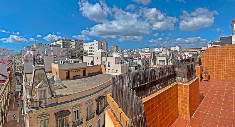 Foto 6b08b83b-c960-42bc-b8a0-1453c824b938. Attico in Centro Huelva