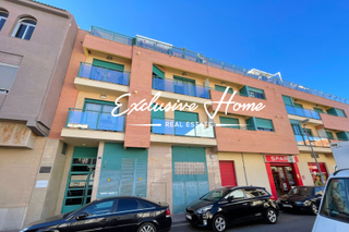 Appartement à Carrer galicia 3. Piso amplio sin estrenar