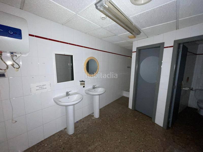 Foto 7a28e9f0-45b9-4a55-ac3d-bfecc5a091b5. Geschäftsraum in avinguda del cedre 41 in Piscinas Villarreal / Vila - real