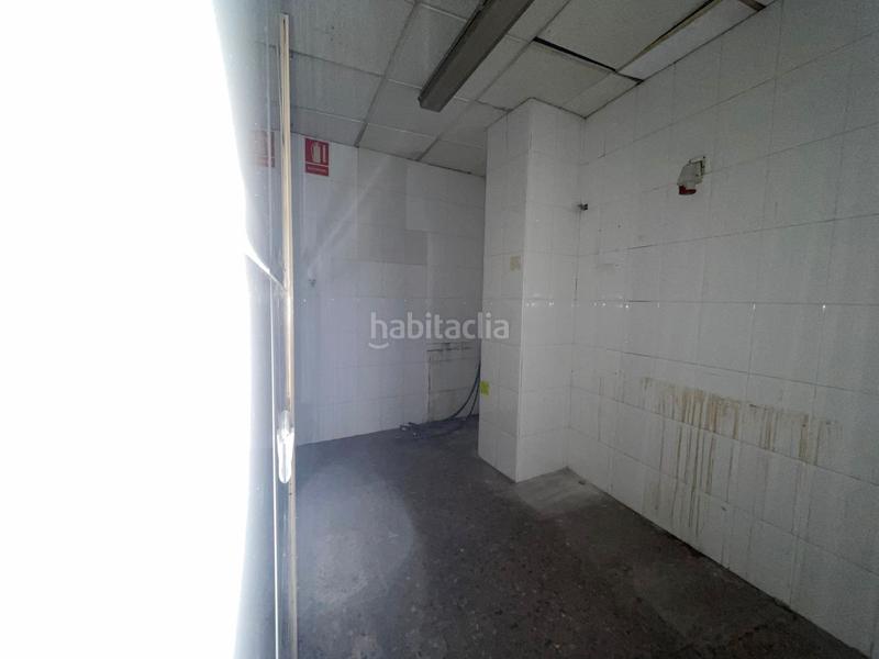 Foto cef09c28-89c8-474b-ab2f-a03ddea2b3c2. Geschäftsraum in avinguda del cedre 41 in Piscinas Villarreal / Vila - real