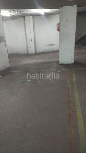Foto 20dd3887-85a1-444d-9927-6471568429bd. Autoparkplatz in calle garcía alix 7 in Centro Almería