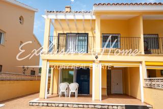 Casa aparellada en Cami de santa magdalena 2. Ehxelo