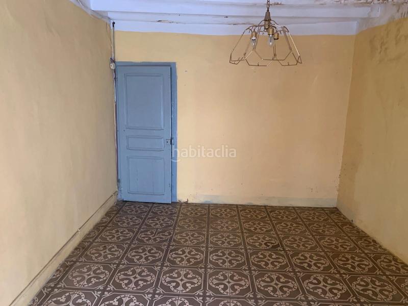 Foto 309bb6f3-d55e-4fab-9ac6-fb3b9a466bd0. Casa in carrer de sant llorenç 20 in Cálig