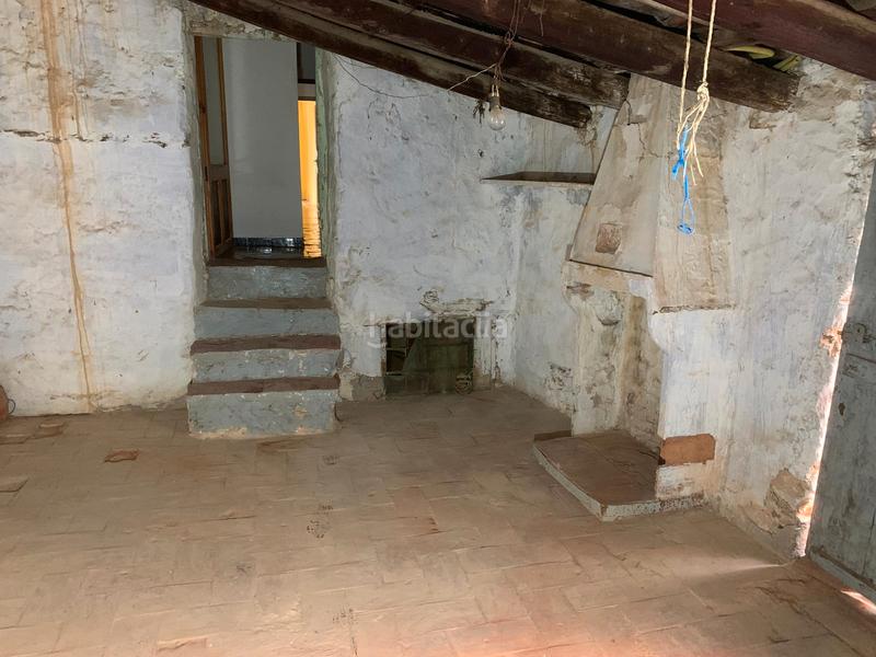 Foto 5657af63-f208-4e73-9d4e-3d07febc1661. Casa in carrer de sant llorenç 20 in Cálig