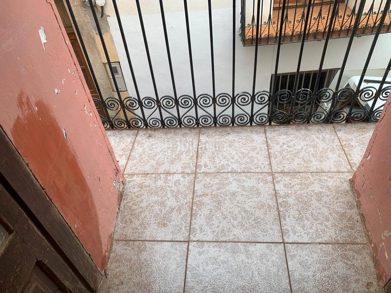 Foto e9a473f2-35f3-4e6c-9ca0-20b408a16c4e. Casa in carrer de sant llorenç 20 in Cálig