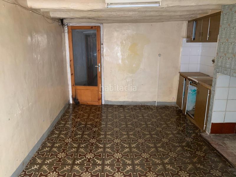 Foto f56a88e3-292f-450b-b0bf-14130f1c5be6. Casa in carrer de sant llorenç 20 in Cálig