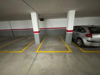 Autoparkplatz in Passeig de la universitat 4
