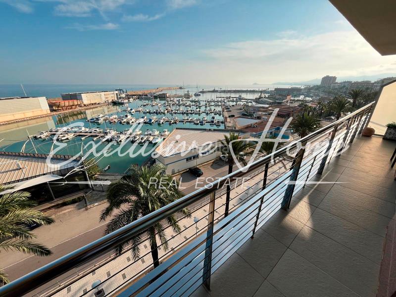 Foto acdd30a6-9157-46b2-9802-0f4f86e6437a. Duplex with heating in Puerto Benicarló