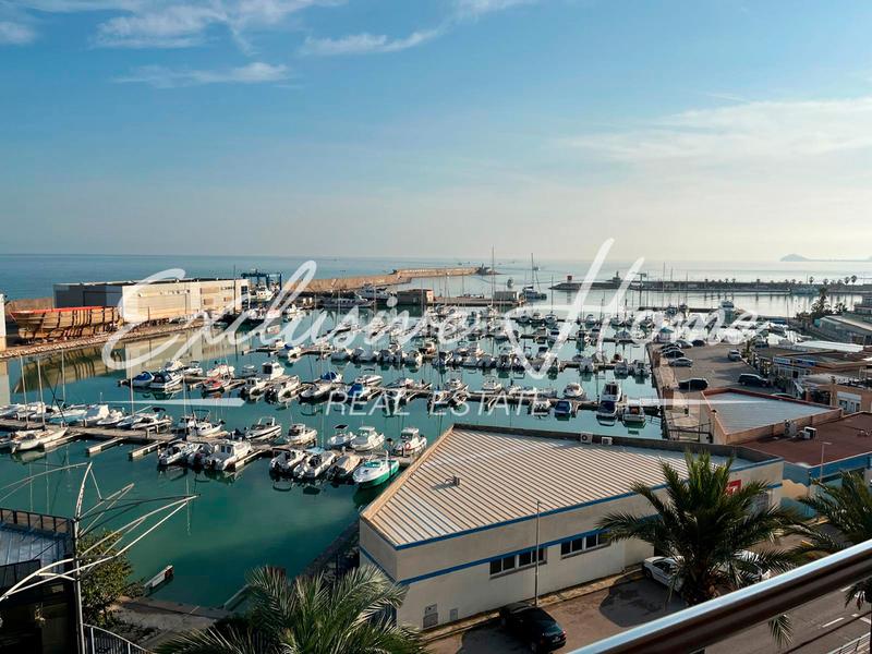 Foto ba4006da-c676-4a14-a90f-c879c7dc82ee. Duplex with heating in Puerto Benicarló